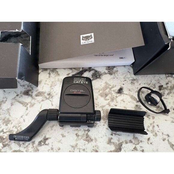 CatEye V2C Wireless Cycle Computer With 19 Functions Needs Battery See Pics - Picture 4 of 6